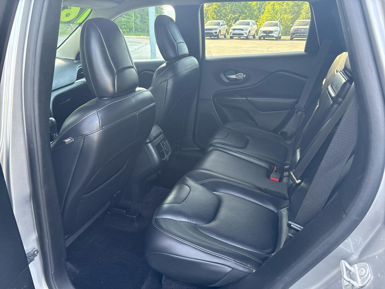 Jeep Cherokee 4WD 4dr Limited 2016