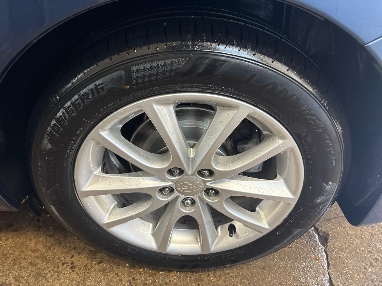 Subaru Impreza Sedan 4dr Auto 2.0i Premium 2013