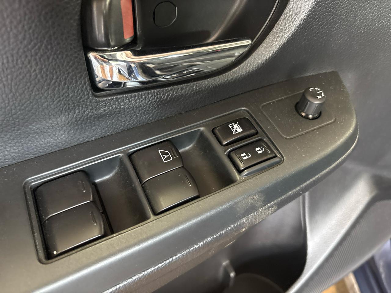 Subaru Impreza Sedan 4dr Auto 2.0i Premium 2013