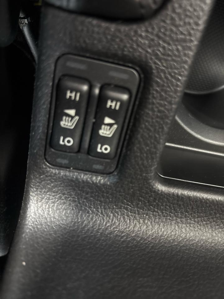 Subaru Impreza Sedan 4dr Auto 2.0i Premium 2013