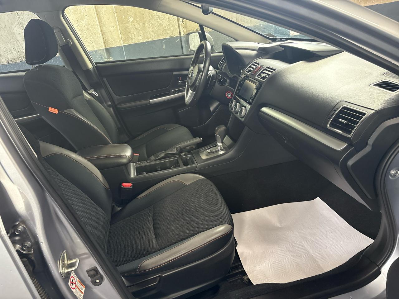 Subaru Crosstrek 5dr CVT 2.0i Premium 2016