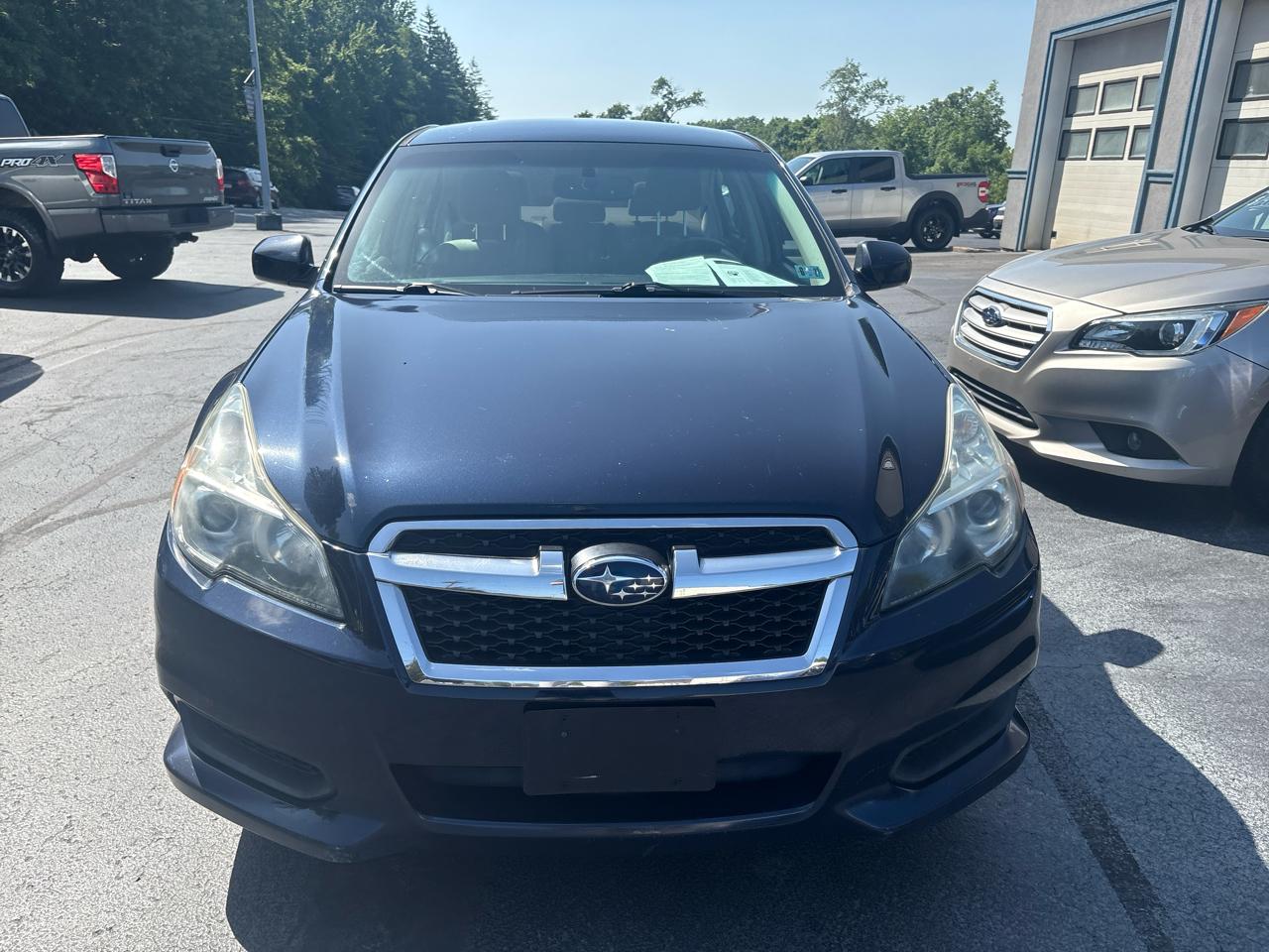 Subaru Legacy 4dr Sdn H4 Auto 2.5i Premium 2014