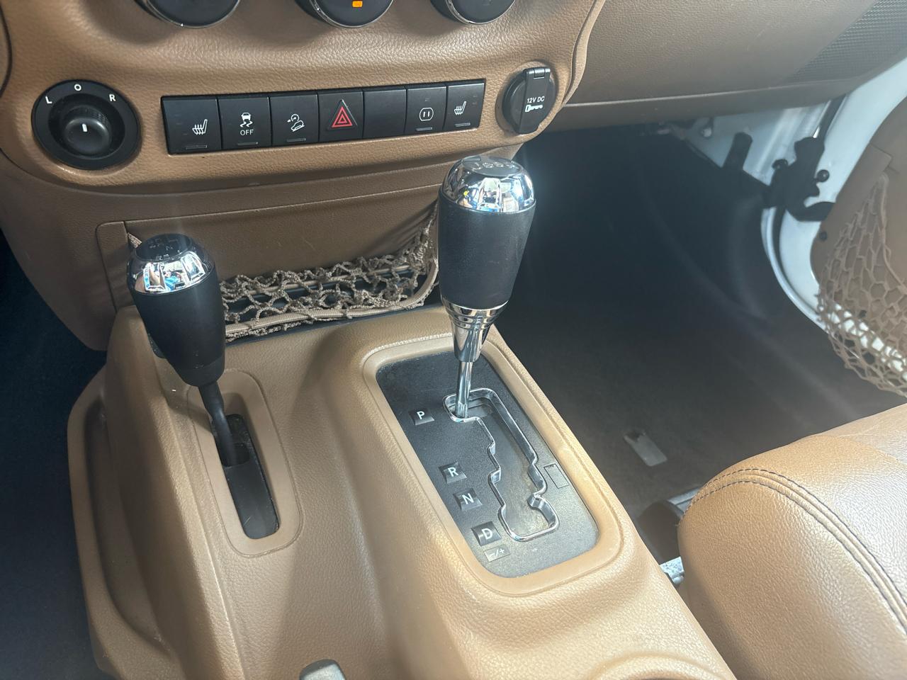 Jeep Wrangler 4WD 2dr Sahara 2012