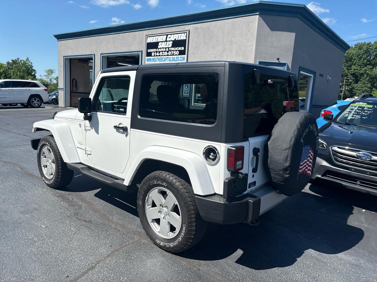 Jeep Wrangler 4WD 2dr Sahara 2012