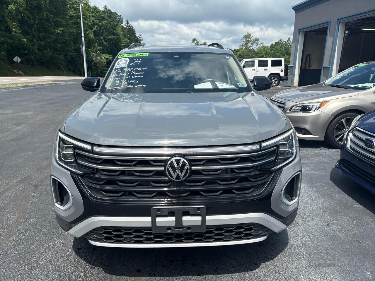 Volkswagen Atlas 2.0T Peak Edition SEL 4MOTION 2024