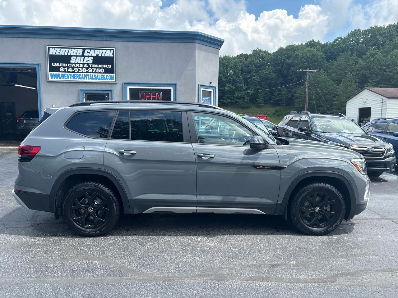 Volkswagen Atlas 2.0T Peak Edition SEL 4MOTION 2024