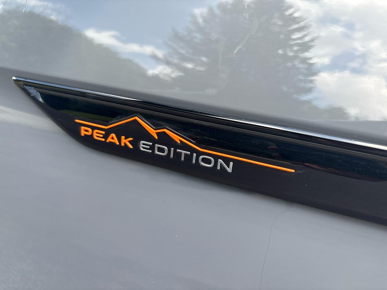 Volkswagen Atlas 2.0T Peak Edition SEL 4MOTION 2024