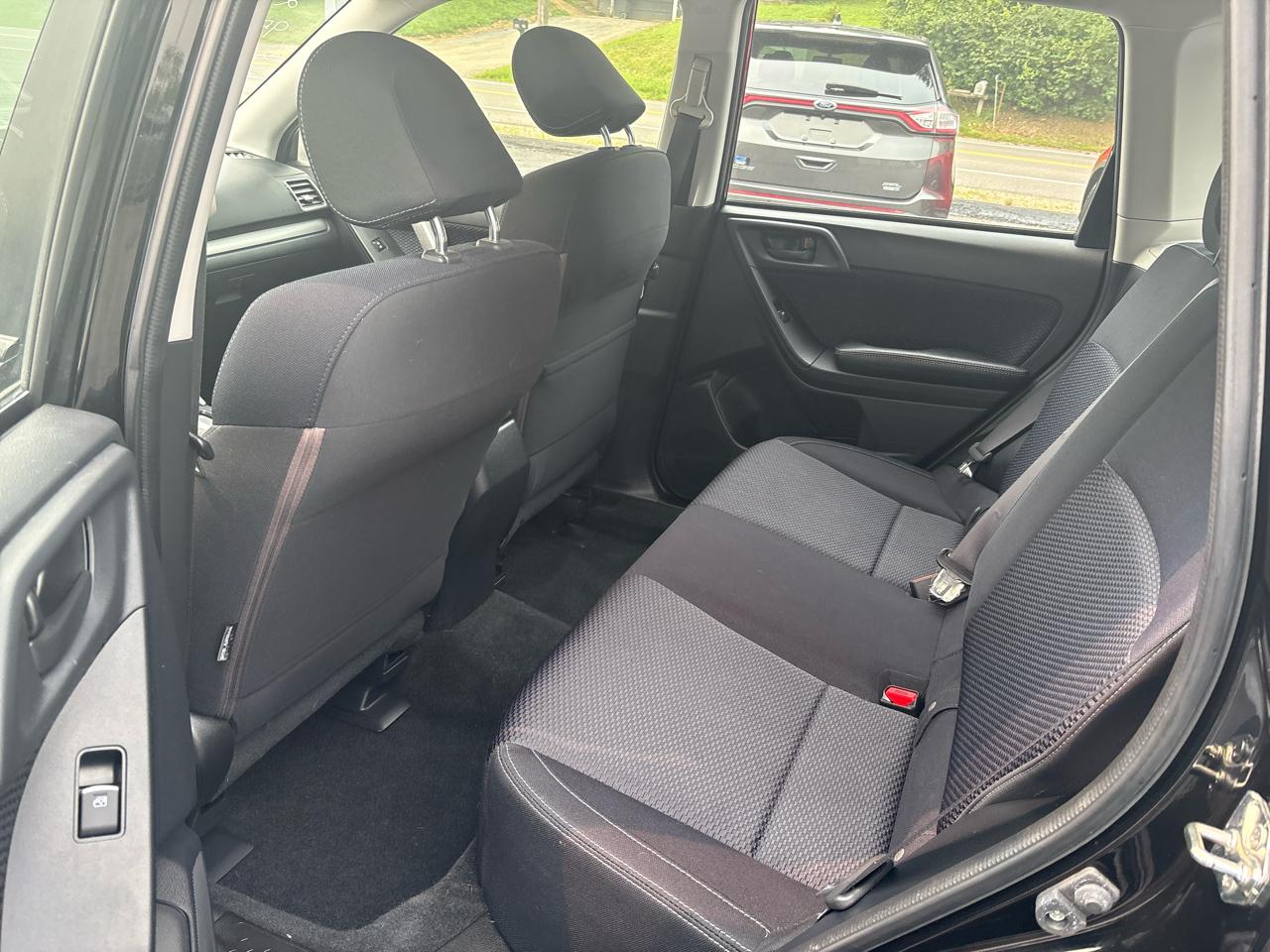 Subaru Forester 2.5i CVT 2017