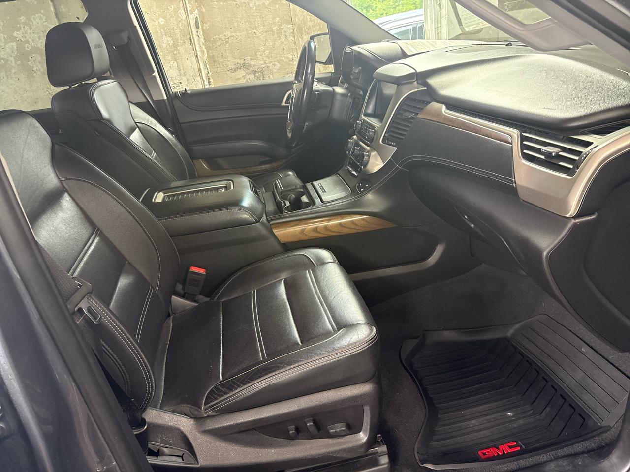 GMC Yukon 4WD 4dr Denali 2019