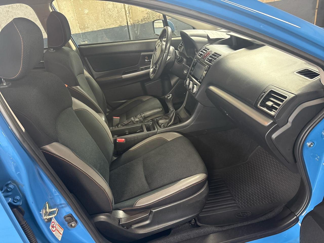 Subaru Crosstrek 2.0i Premium Manual 2017