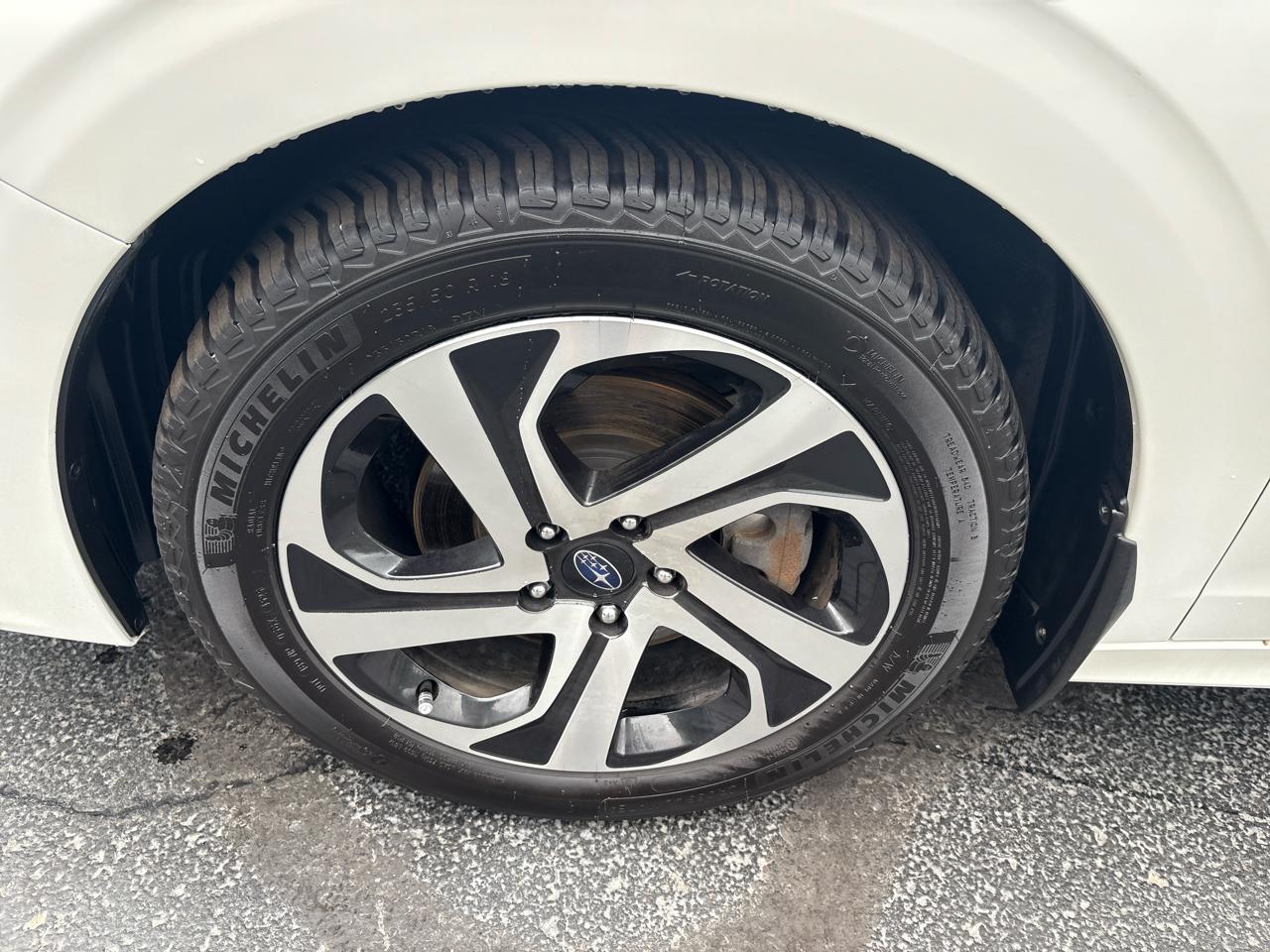 Subaru Legacy Touring XT CVT 2022