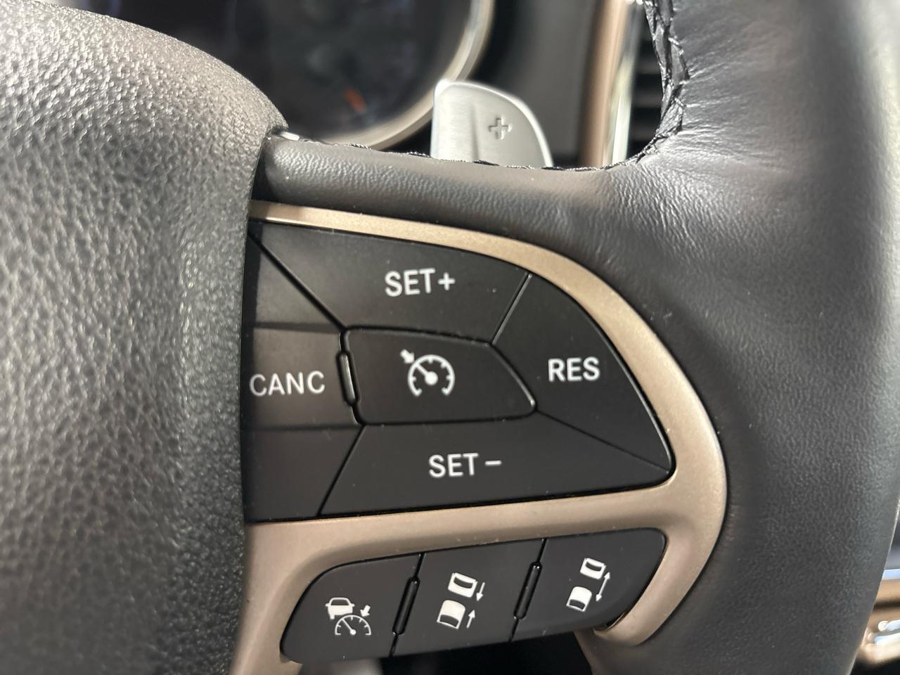 Jeep Grand Cherokee 4WD 4dr Limited 75th Anniversary 2016