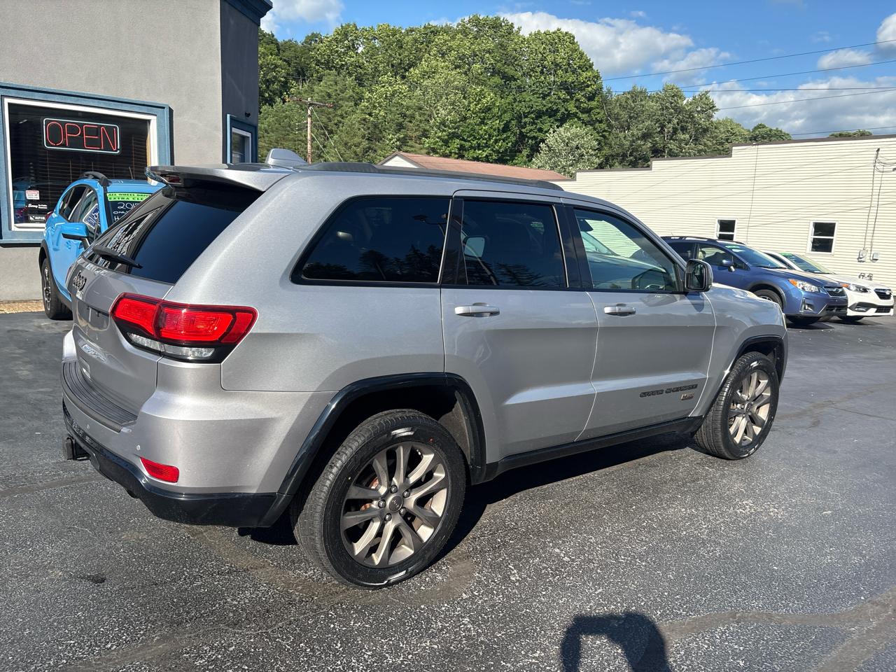 Jeep Grand Cherokee 4WD 4dr Limited 75th Anniversary 2016