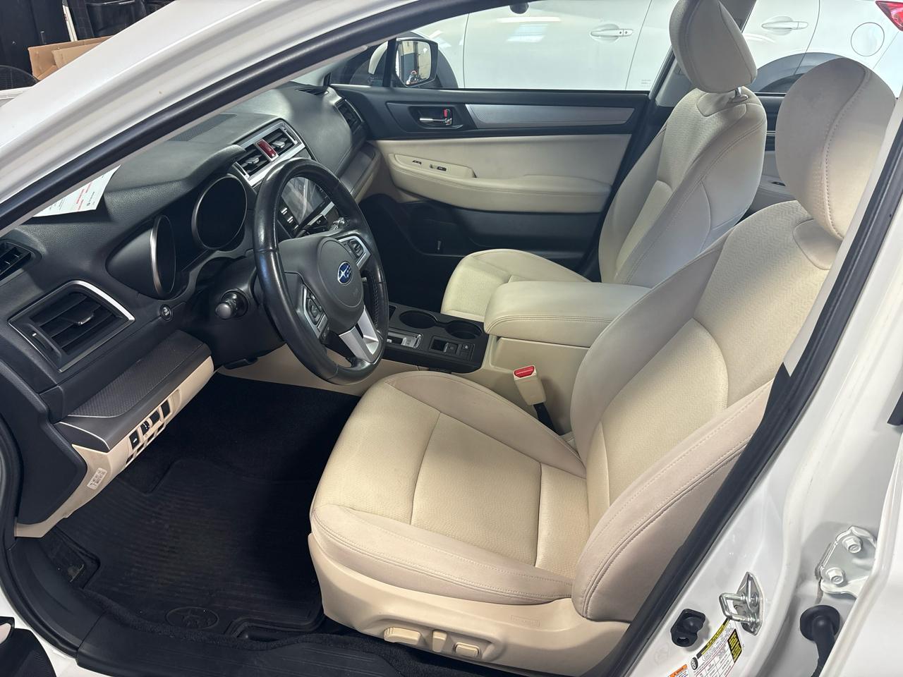 Subaru Legacy 4dr Sdn 2.5i Premium 2015