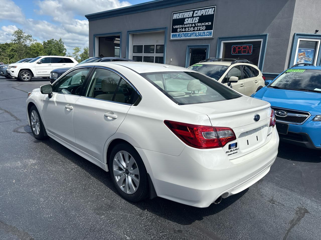 Subaru Legacy 4dr Sdn 2.5i Premium 2015