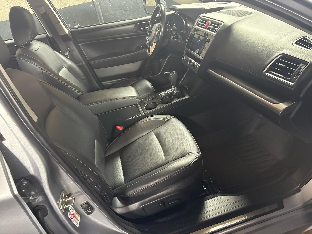 Subaru Legacy 4dr Sdn 2.5i Limited PZEV 2016
