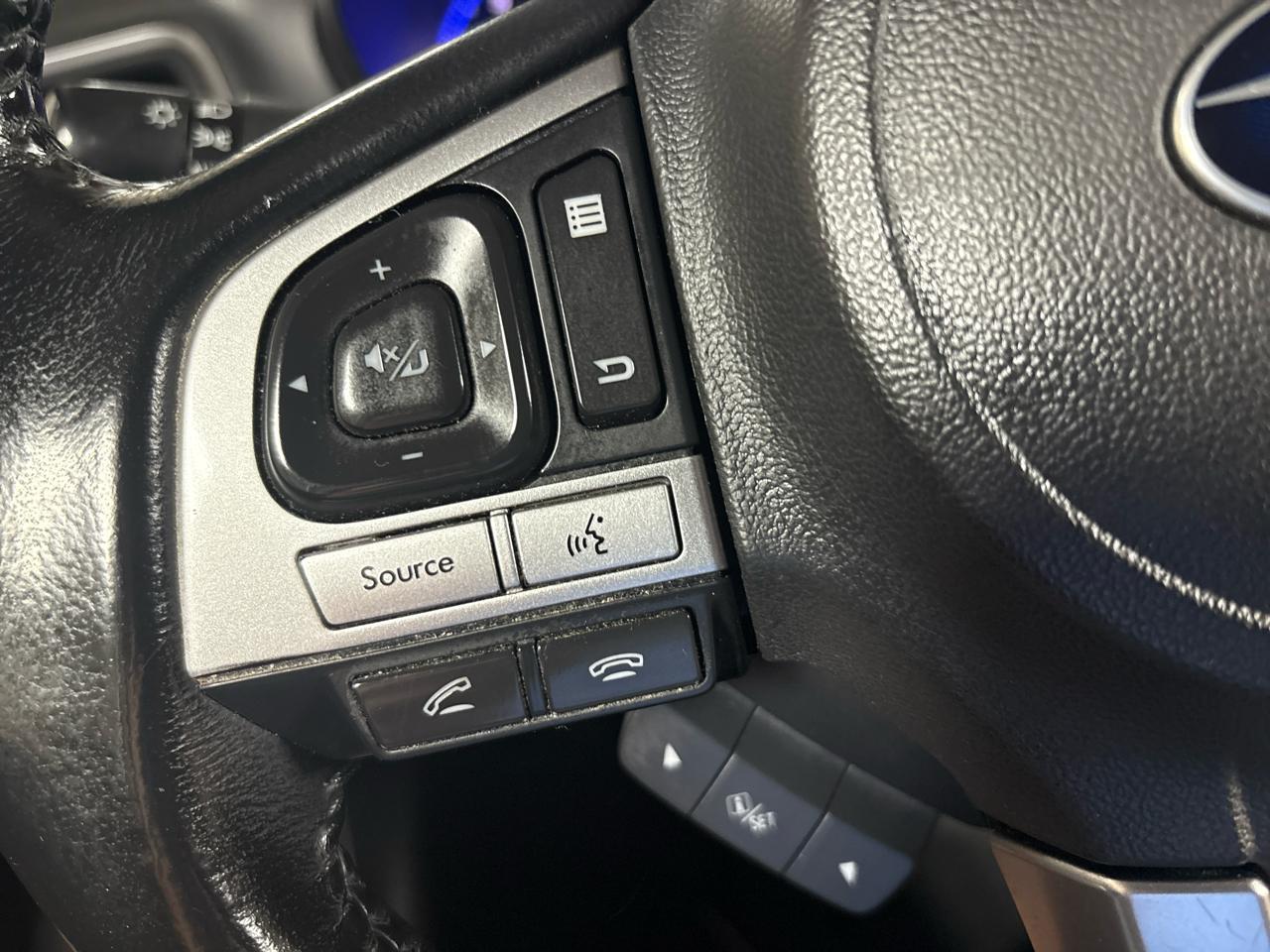 Subaru Legacy 4dr Sdn 2.5i Limited PZEV 2016
