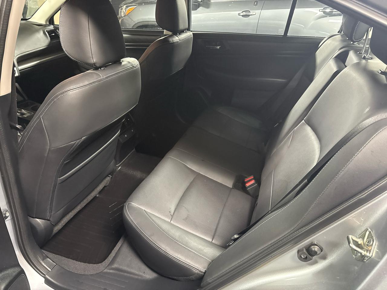 Subaru Legacy 4dr Sdn 2.5i Limited PZEV 2016