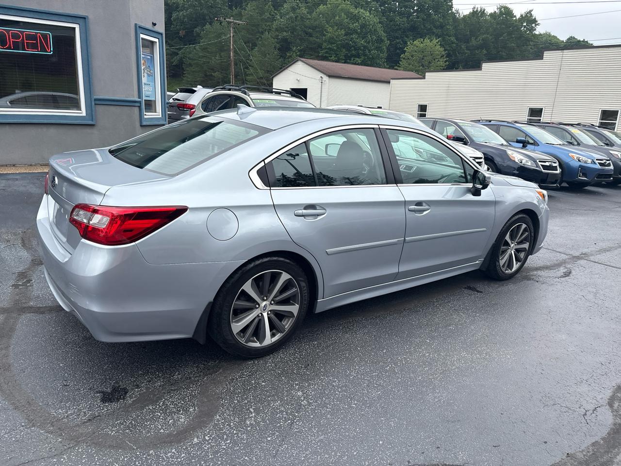 Subaru Legacy 4dr Sdn 2.5i Limited PZEV 2016
