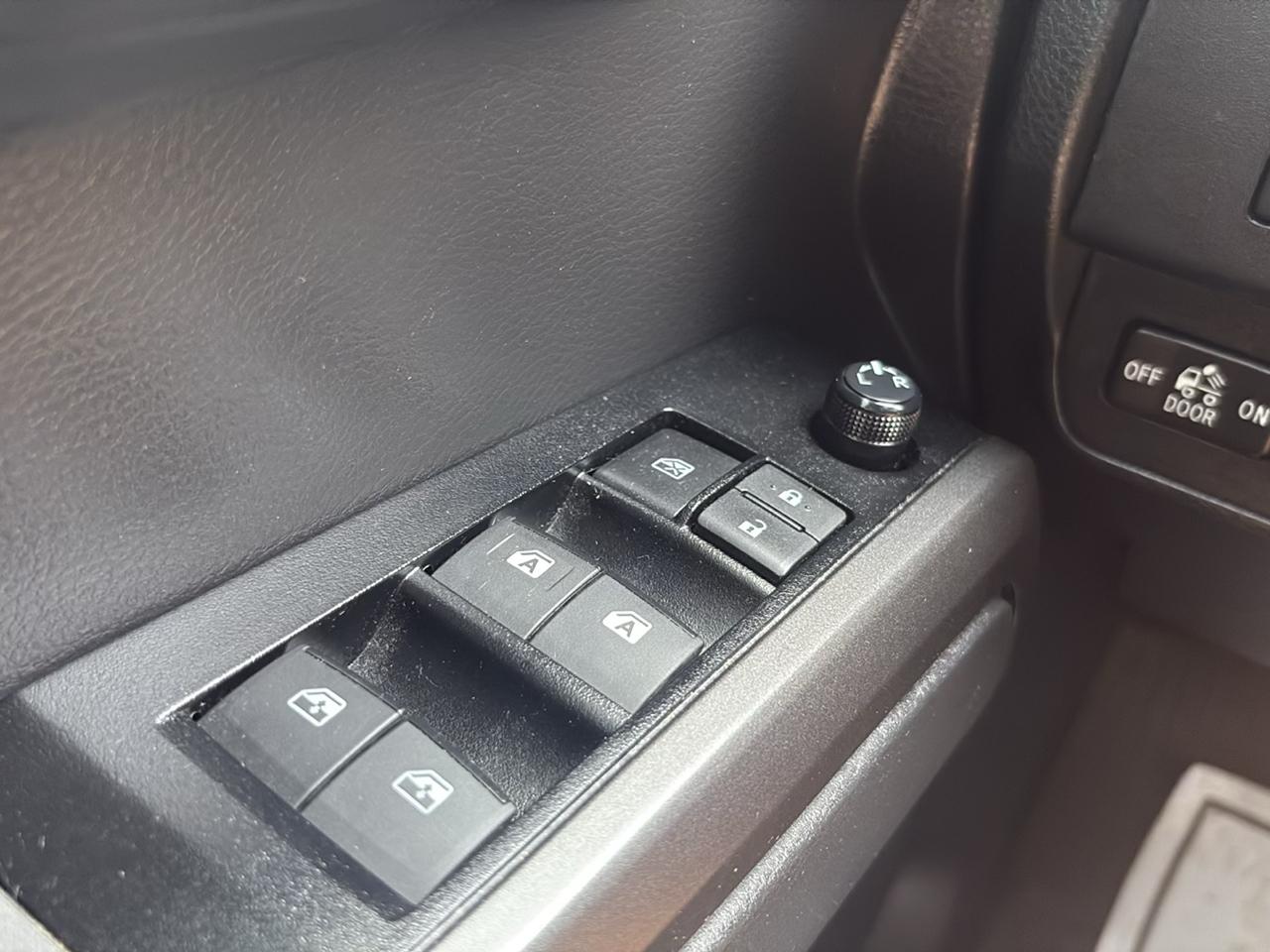 Toyota Tacoma 4WD TRD Off Road Double Cab 6' Bed V6 AT (Natl) 2023