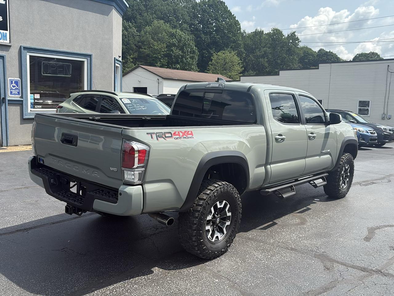Toyota Tacoma 4WD TRD Off Road Double Cab 6' Bed V6 AT (Natl) 2023