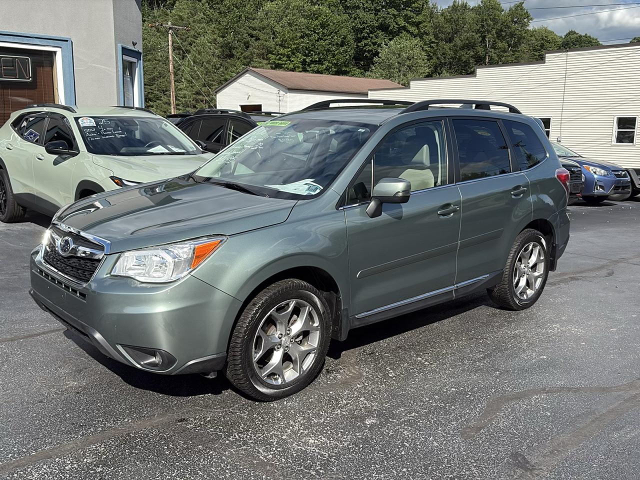 Subaru Forester 4dr CVT 2.5i Touring PZEV 2016