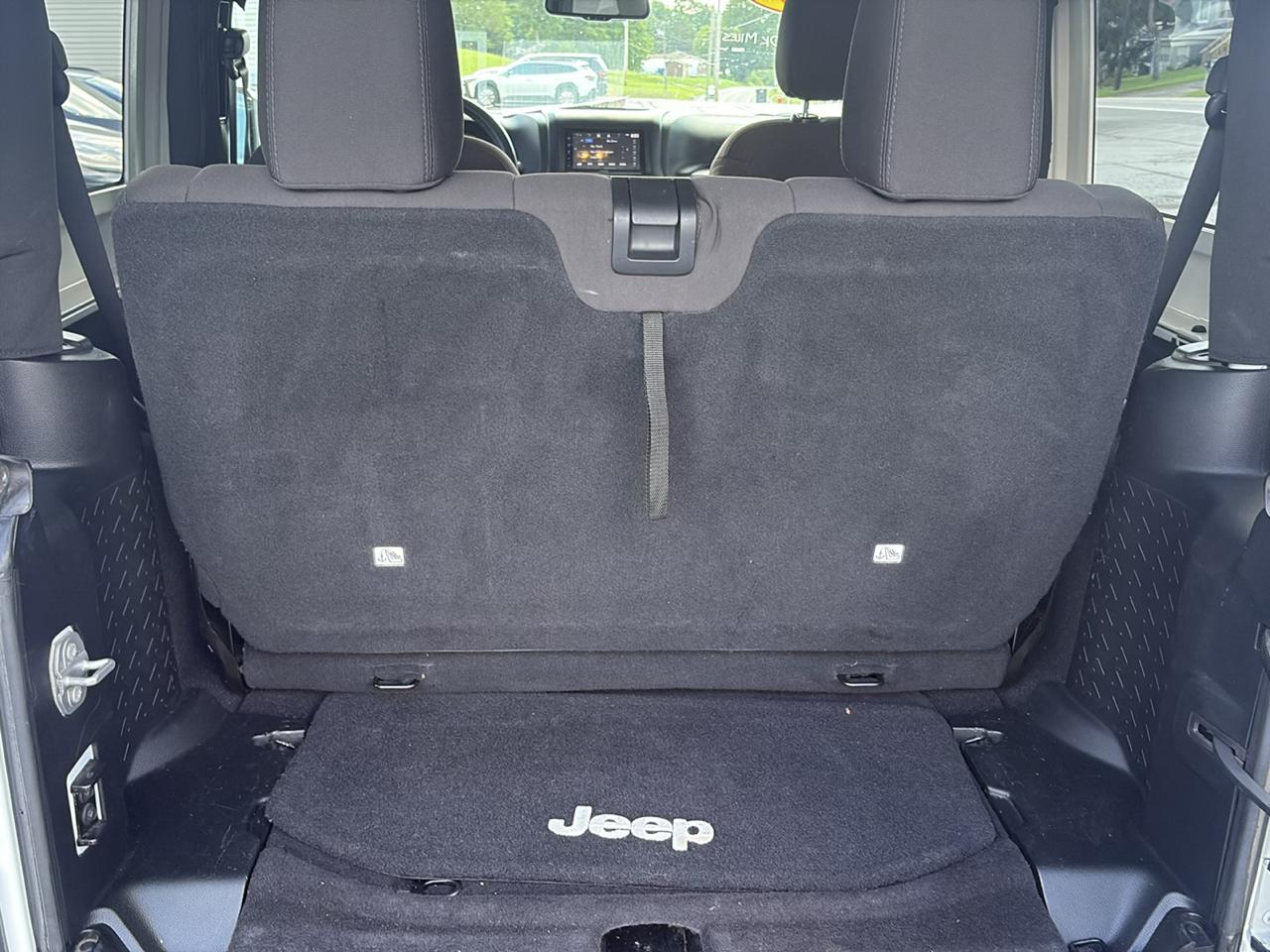 Jeep Wrangler Willys Wheeler 4x4 2017