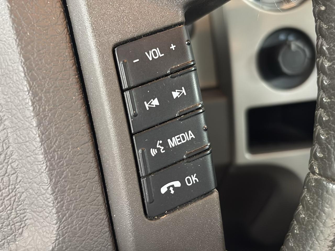 Ford F-150 4WD SuperCab 133" XLT 2010