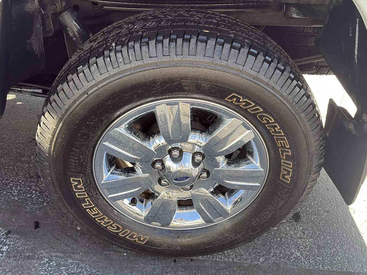 Ford F-150 4WD SuperCab 133" XLT 2010