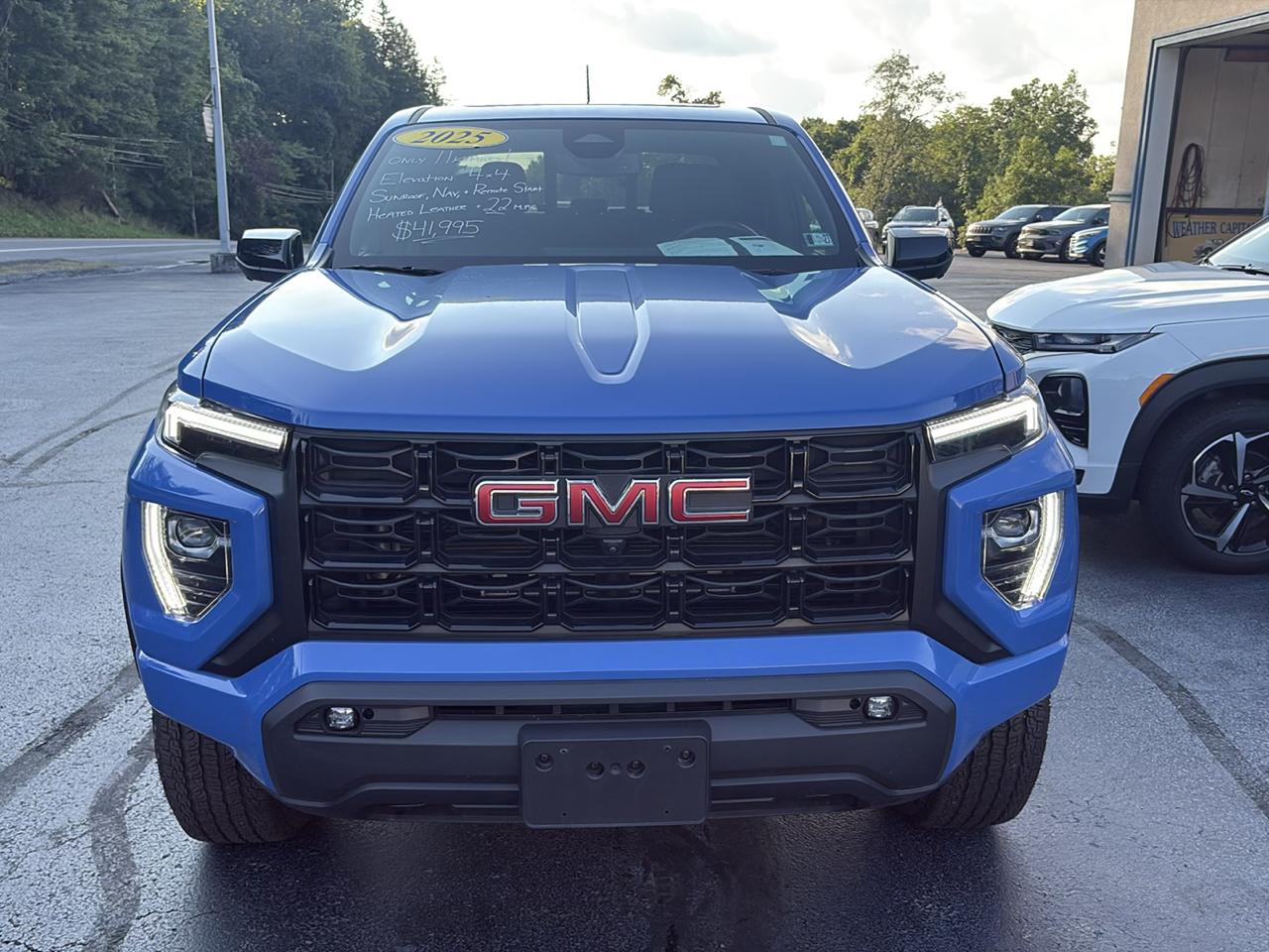 GMC Canyon 4WD Crew Cab Elevation 2025