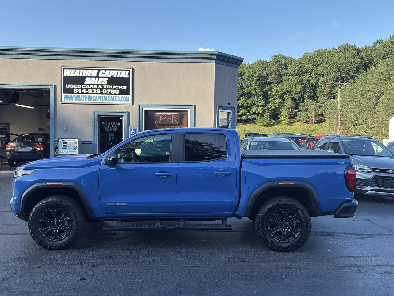 GMC Canyon 4WD Crew Cab Elevation 2025