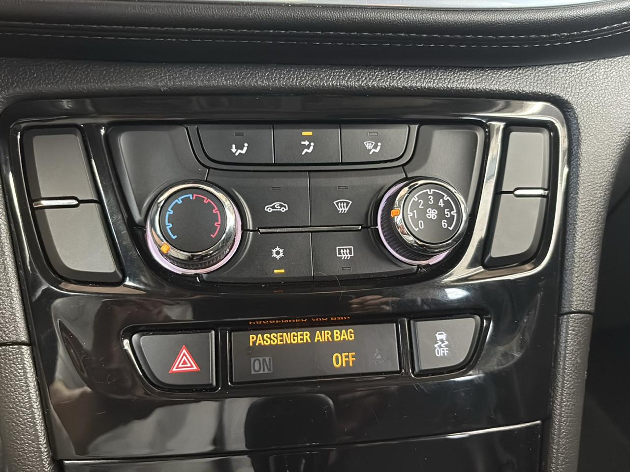 Buick Encore AWD 4dr Sport Touring 2019