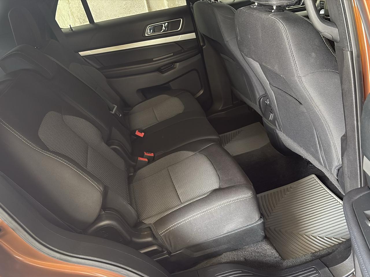 Ford Explorer 4WD 4dr V6 XLT 2017