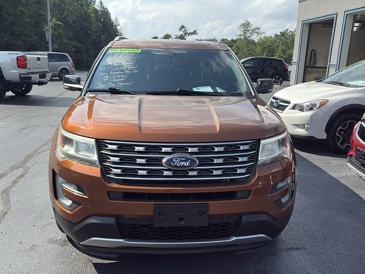 Ford Explorer 4WD 4dr V6 XLT 2017