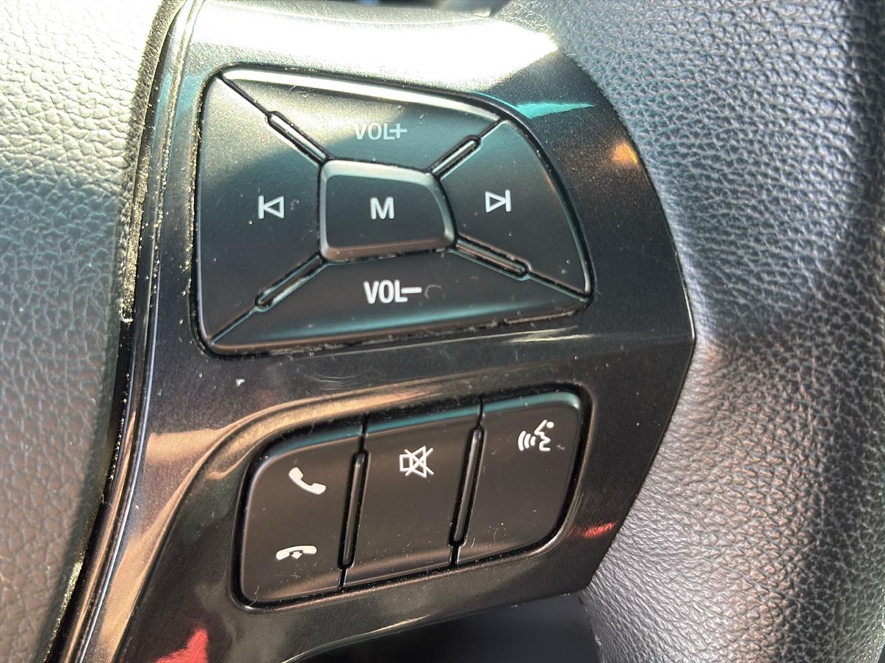 Ford Explorer 4WD 4dr V6 XLT 2017