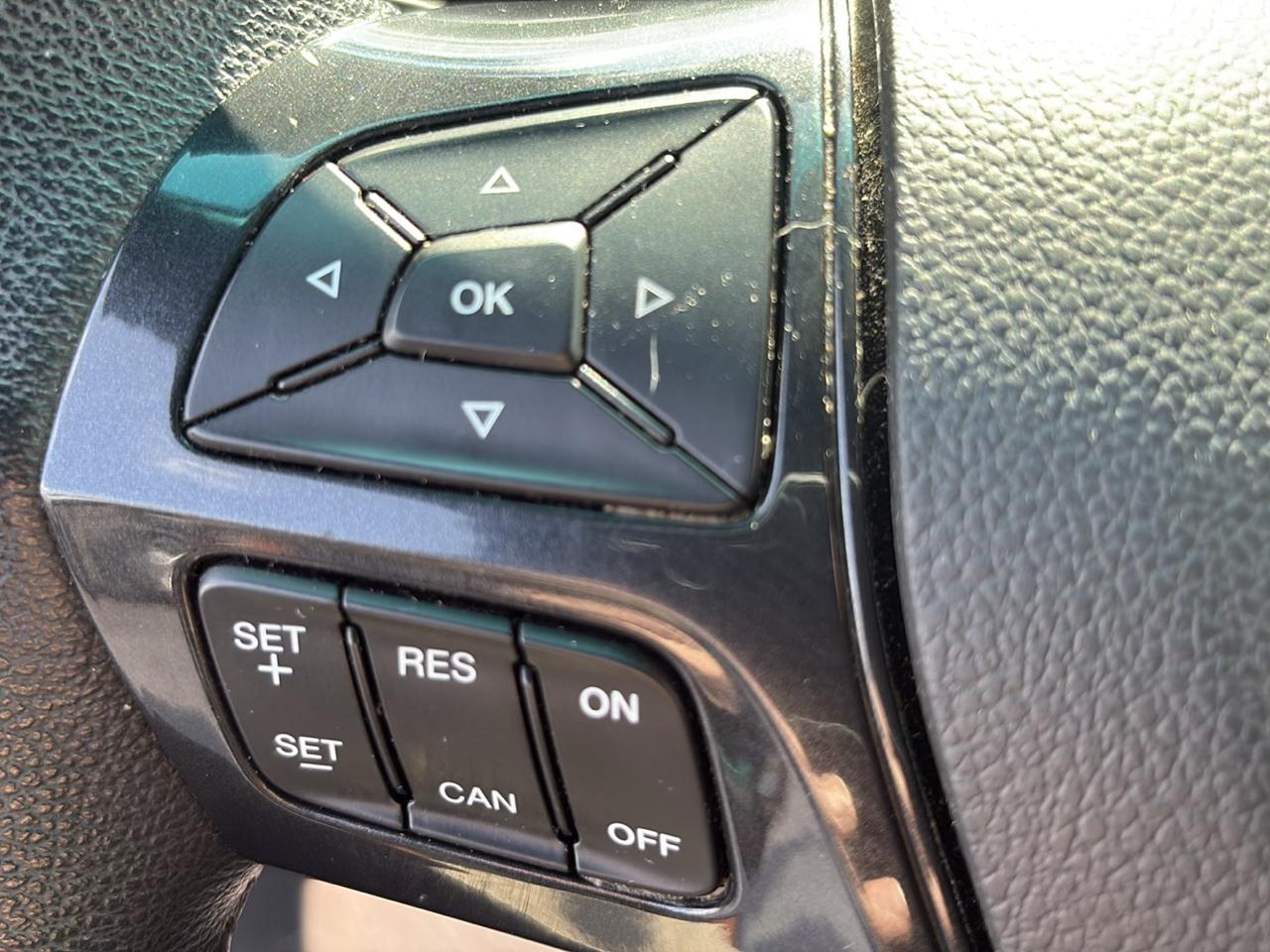 Ford Explorer 4WD 4dr V6 XLT 2017