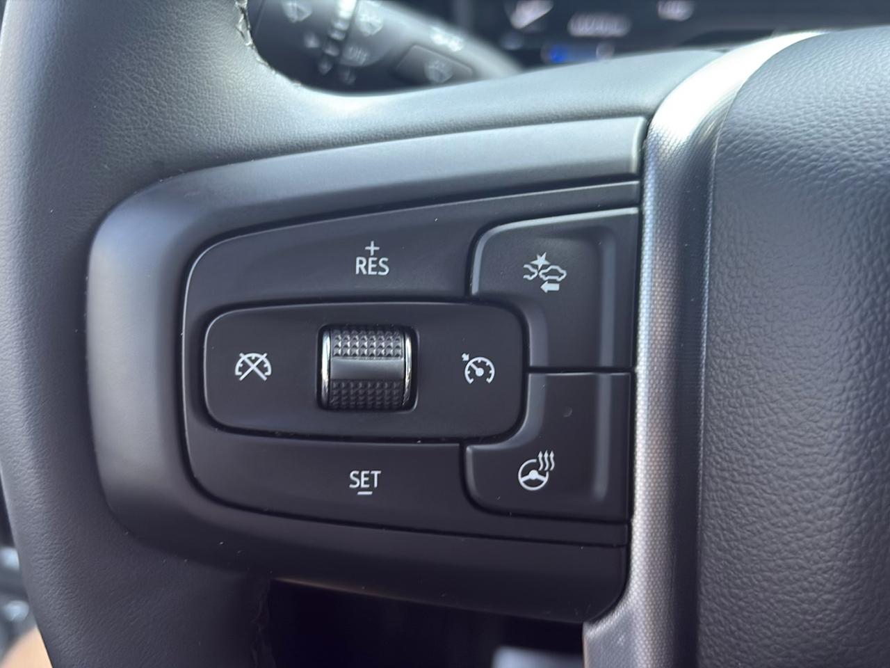 GMC Sierra 1500 4WD Crew Cab 147" Elevation w/3VL 2024