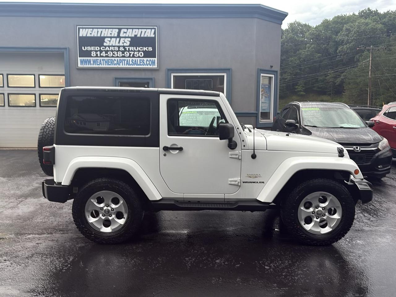 Jeep Wrangler 4WD 2dr Sahara 2013