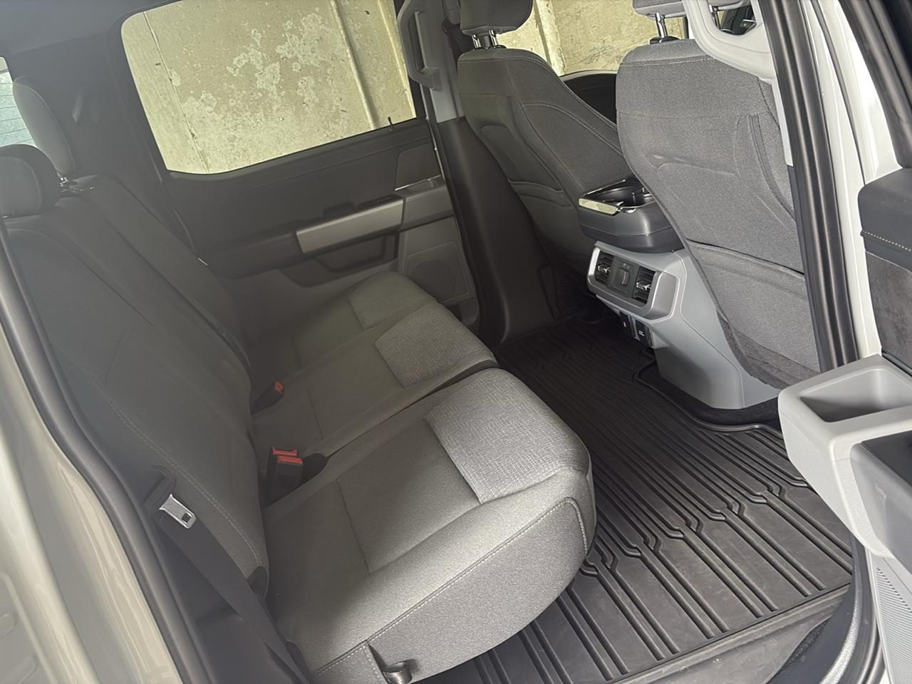 Ford F-150 4WD SuperCrew 145" XLT 2024