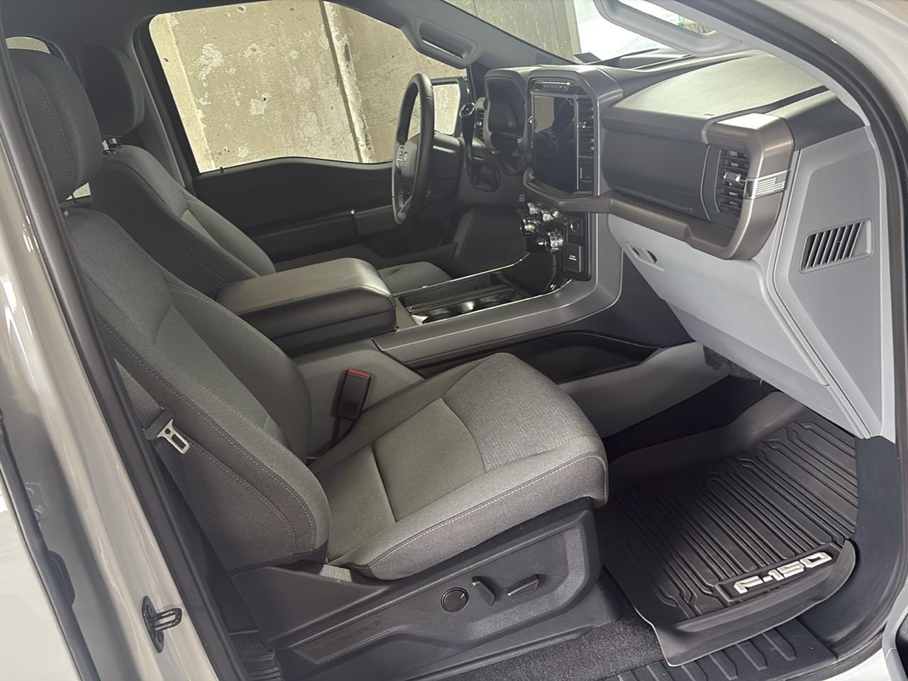Ford F-150 4WD SuperCrew 145" XLT 2024