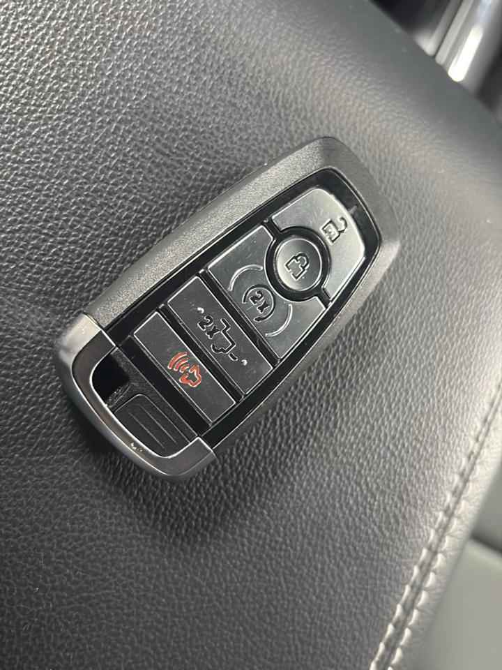 Ford F-150 4WD SuperCrew 145" XLT 2024