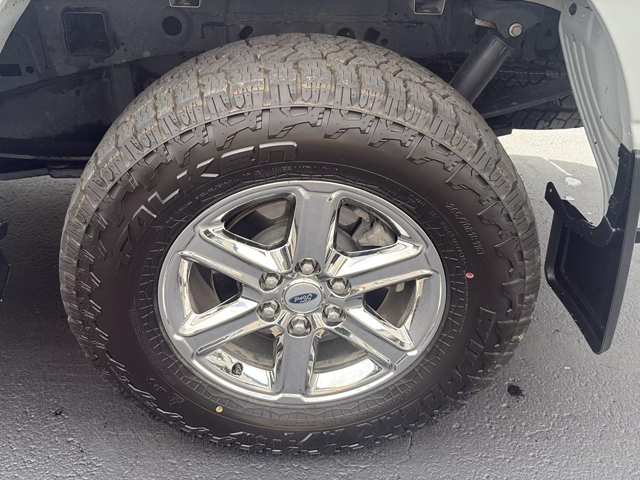 Ford F-150 4WD SuperCrew 145" XLT 2024