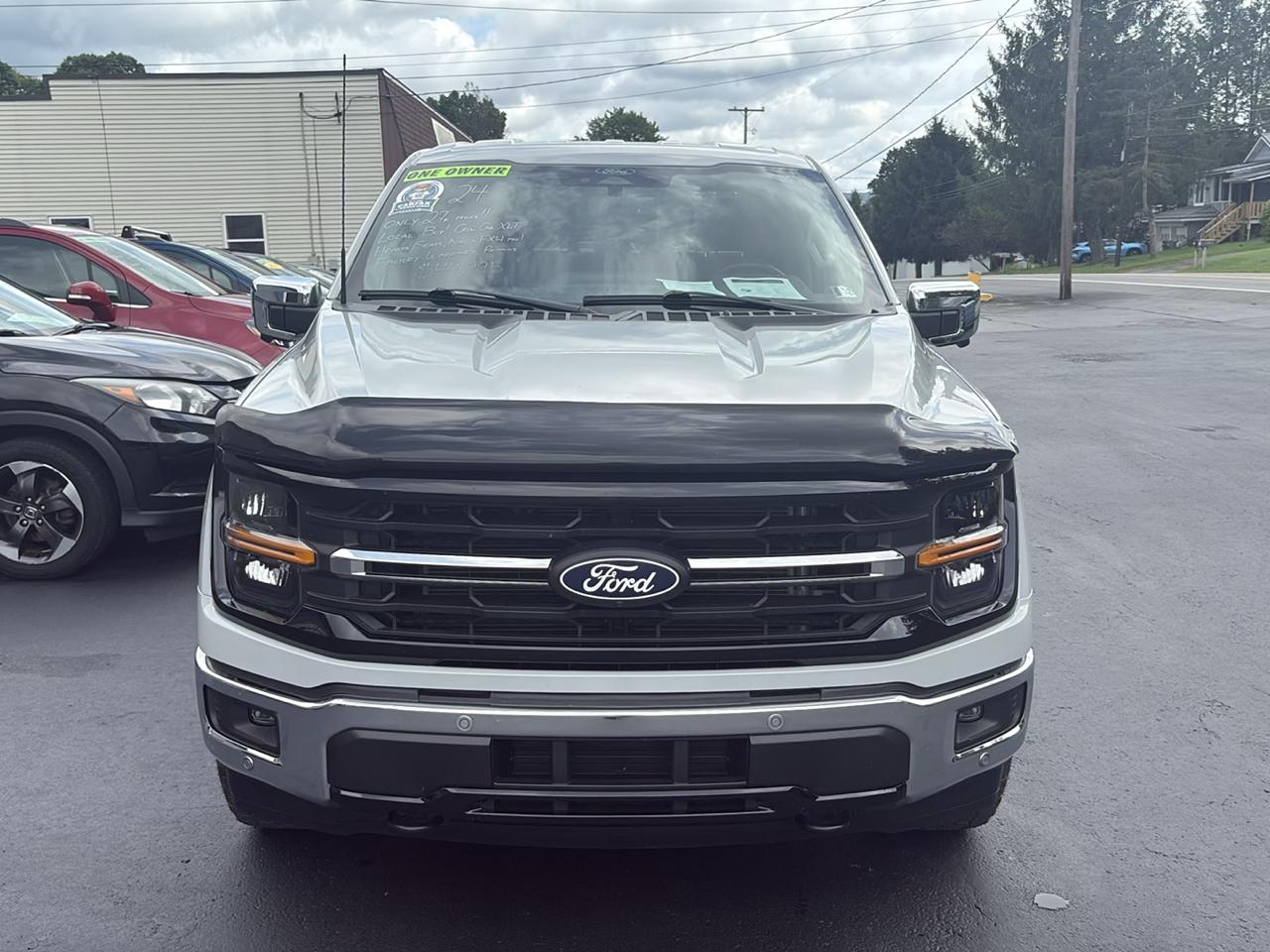 Ford F-150 4WD SuperCrew 145" XLT 2024