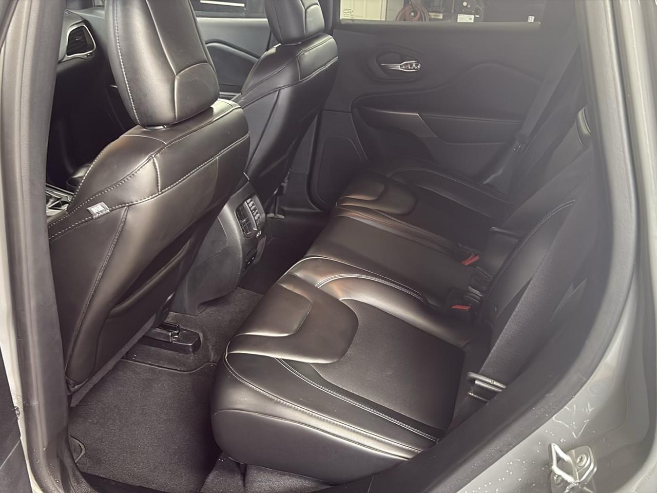 Jeep Cherokee Latitude Plus 4x4 2019