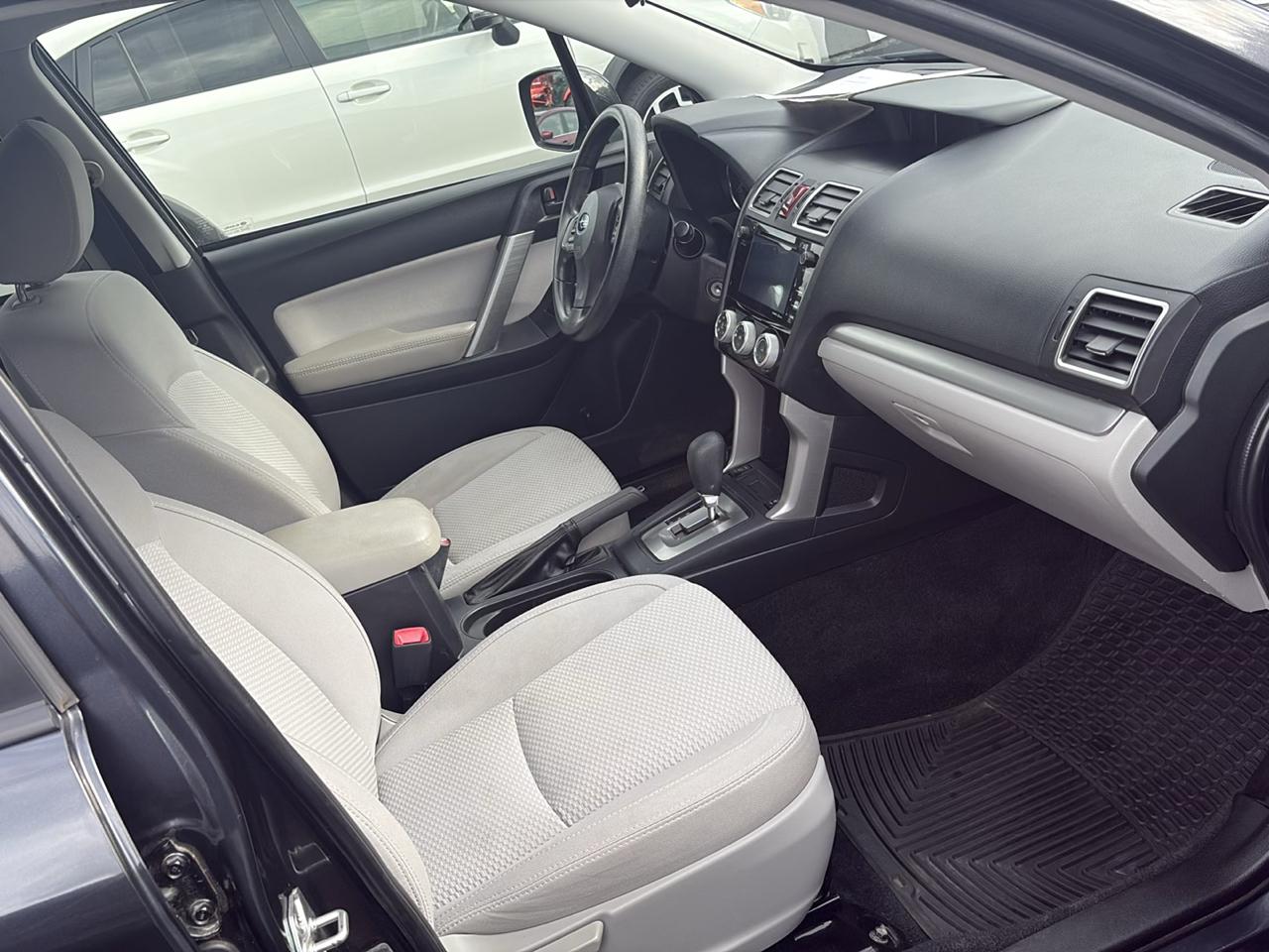 Subaru Forester 4dr CVT 2.5i Premium PZEV 2016