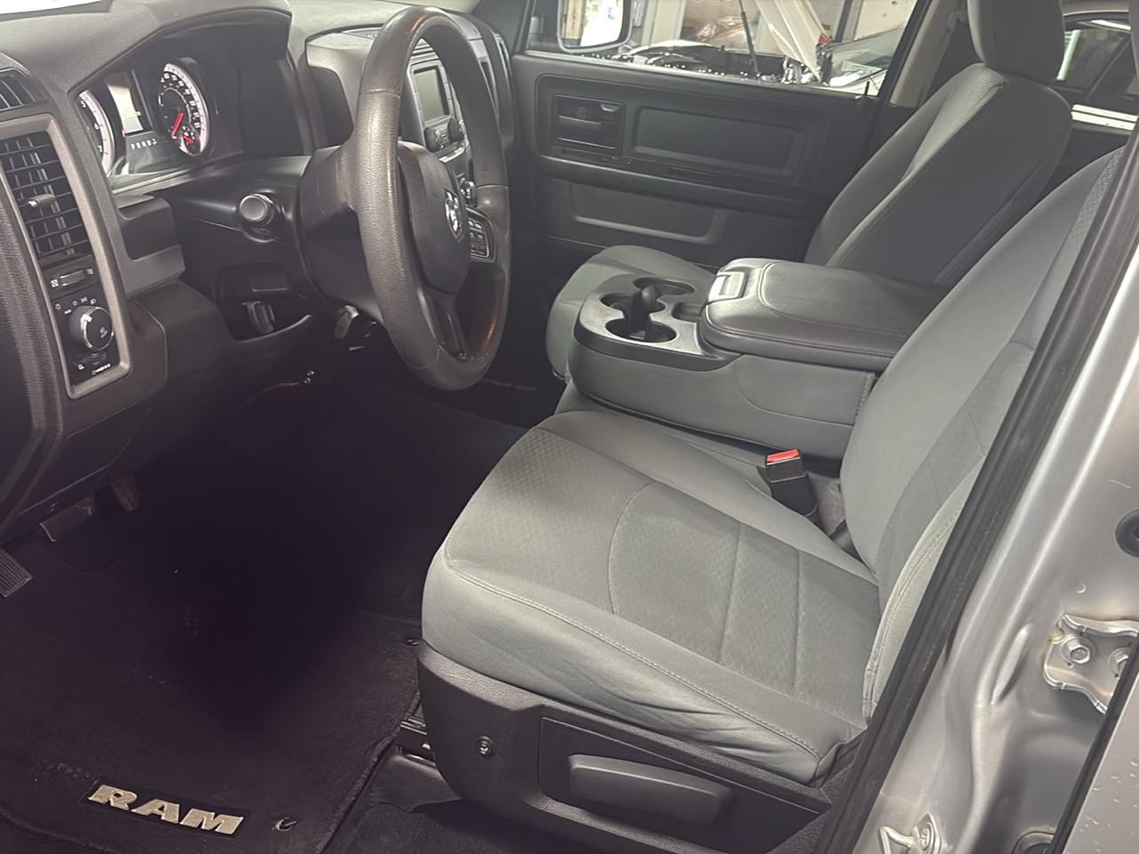 RAM 1500 Classic Express 4x4 Quad Cab 6'4" Box 2019
