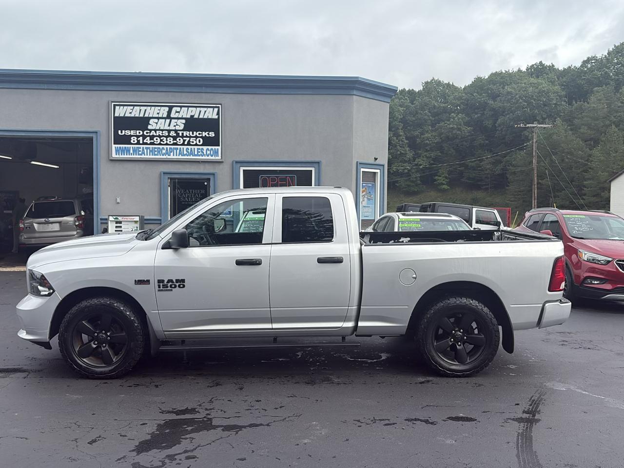 RAM 1500 Classic Express 4x4 Quad Cab 6'4" Box 2019