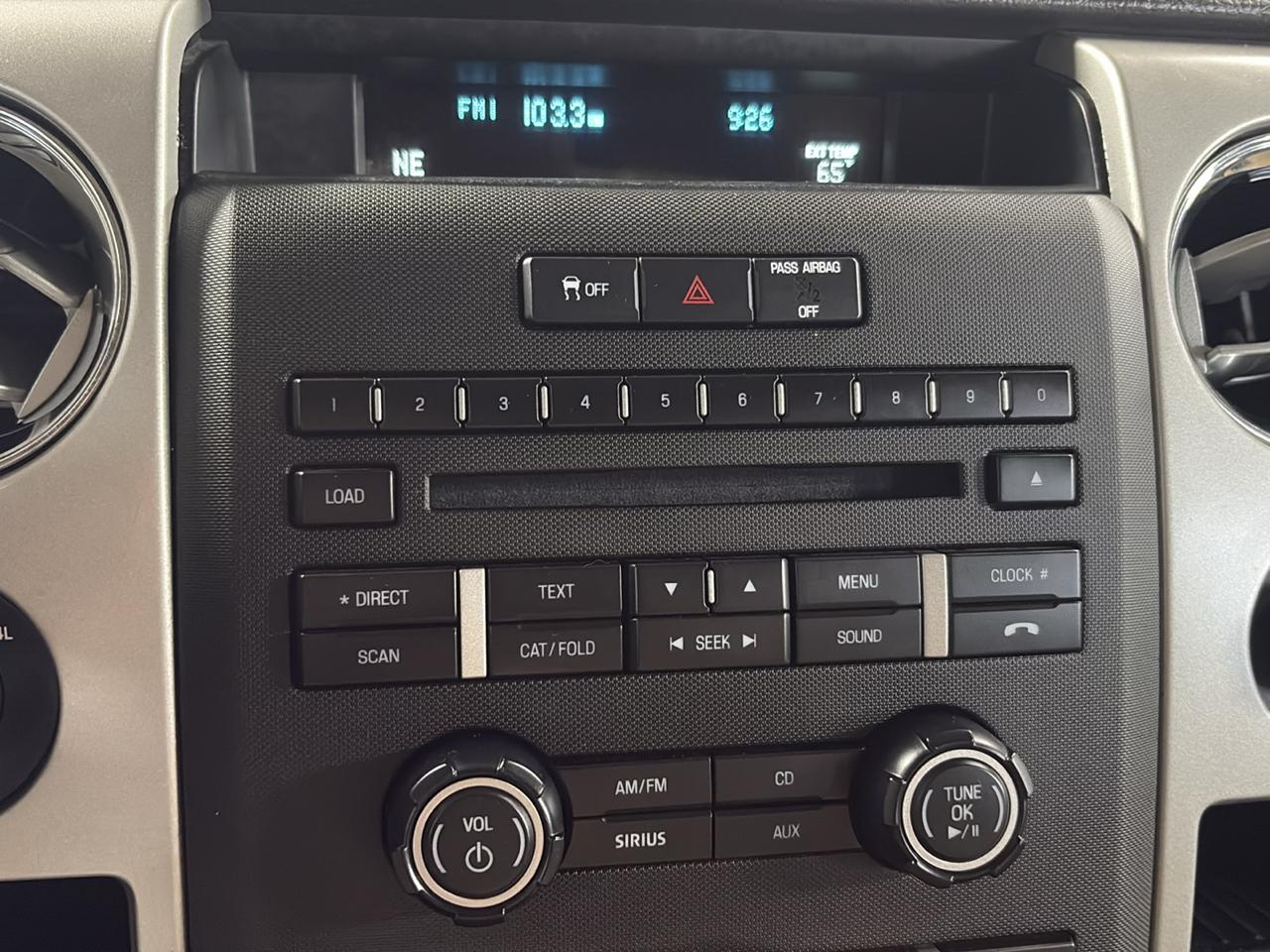 Ford F-150 4WD SuperCab 145" Lariat 2011