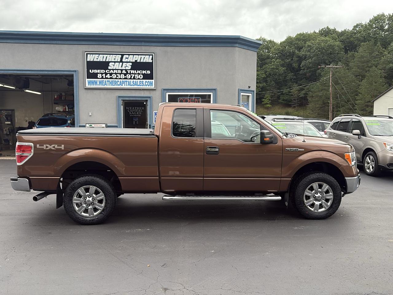 Ford F-150 4WD SuperCab 145" Lariat 2011