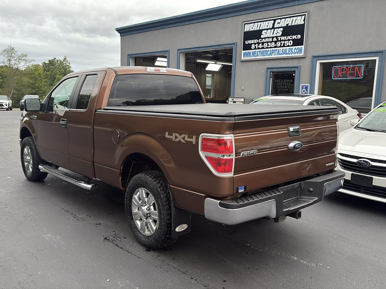 Ford F-150 4WD SuperCab 145" Lariat 2011
